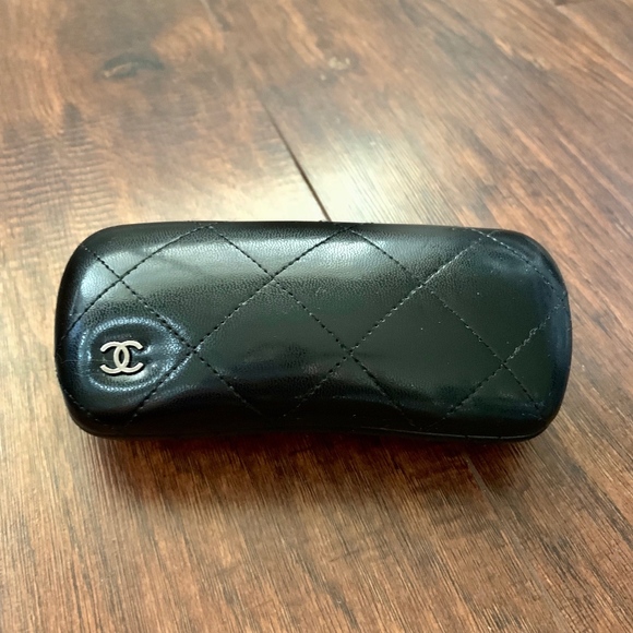 CHANEL Accessories - CHANEL Glossy Black Leather Sunglasses Case CHANEL Accessories - CHANEL Glossy Black Leather Sunglasses Case